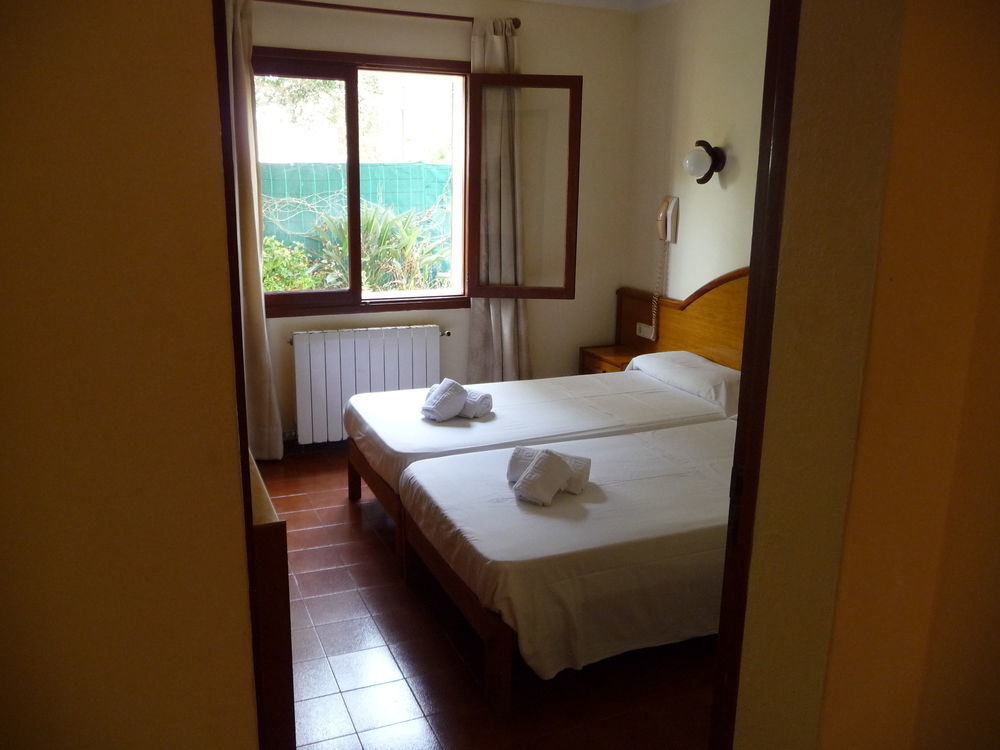 Apartamentos Osa Menor Кала де Ор Экстерьер фото